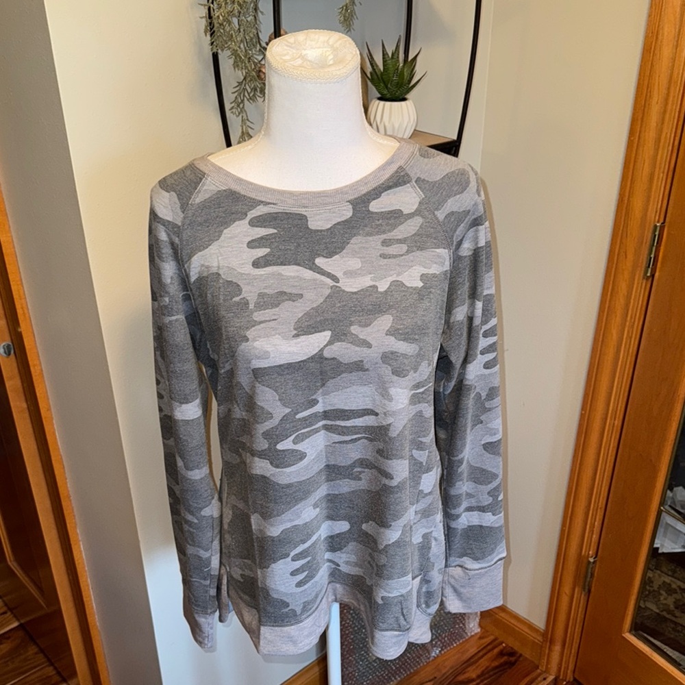 Danskos Woman’s Gray Camo Sweatshirt - Large